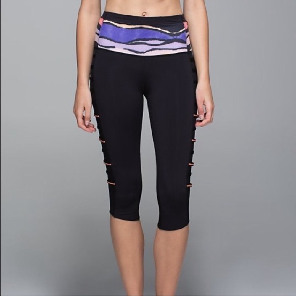 Lululemon Breezy Bleacher Stripe Iris Crop Legging